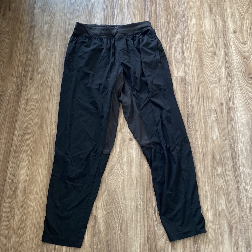Lululemon Sweats - Picture 2 of 4